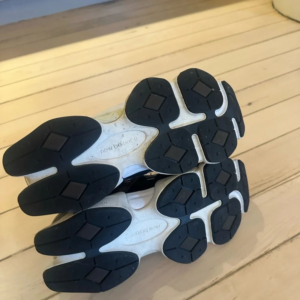 New Balance 2022 9060 'Brown Black' - Picture 7 of 8